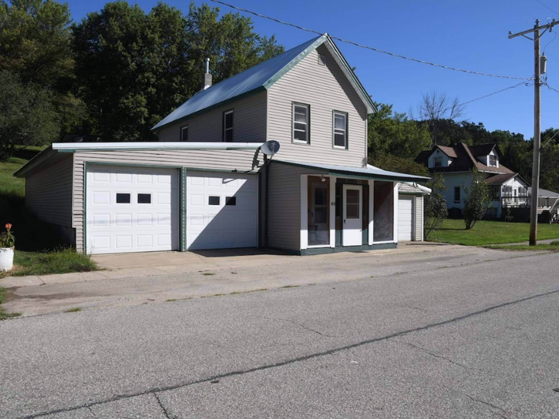 Paint Creek Place Waterville, Iowa Travel Iowa