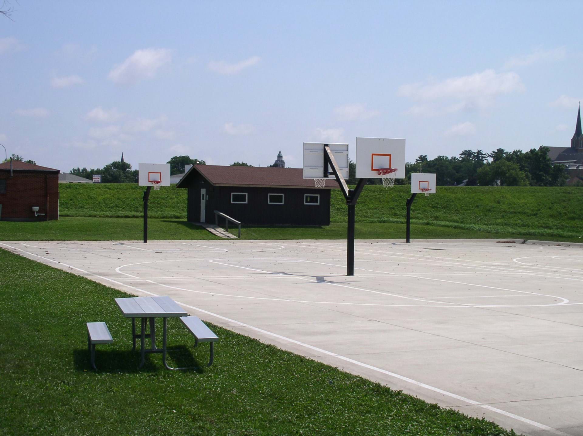Carl Selland Wayside Park (Basketball Courts)