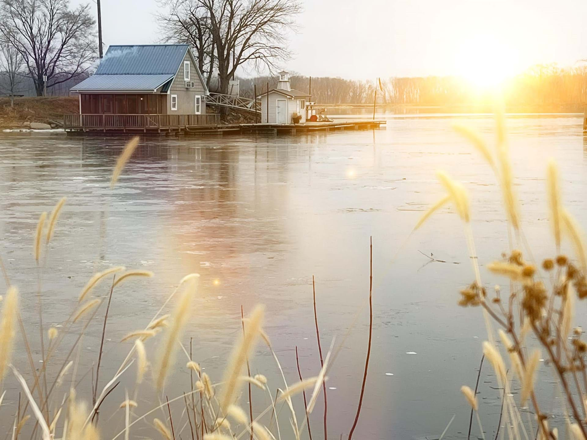 Nantucket Floating Cottage Getaway