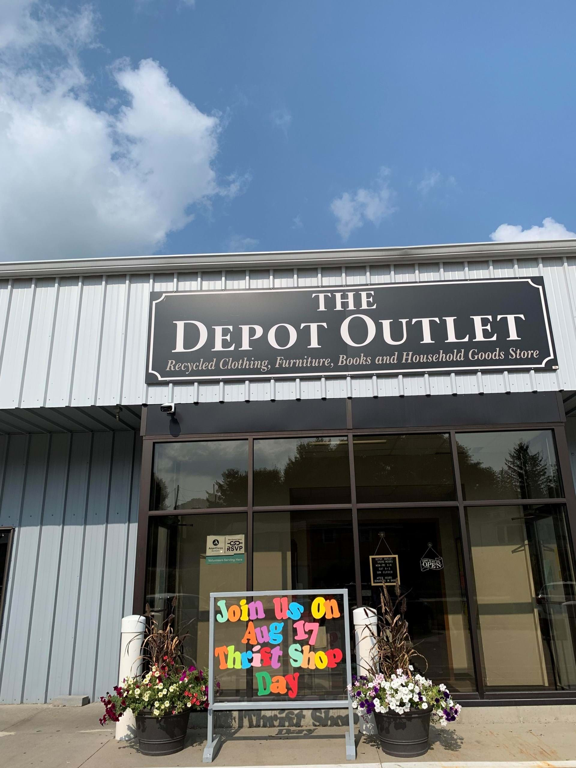 Depot Outlet Exterior