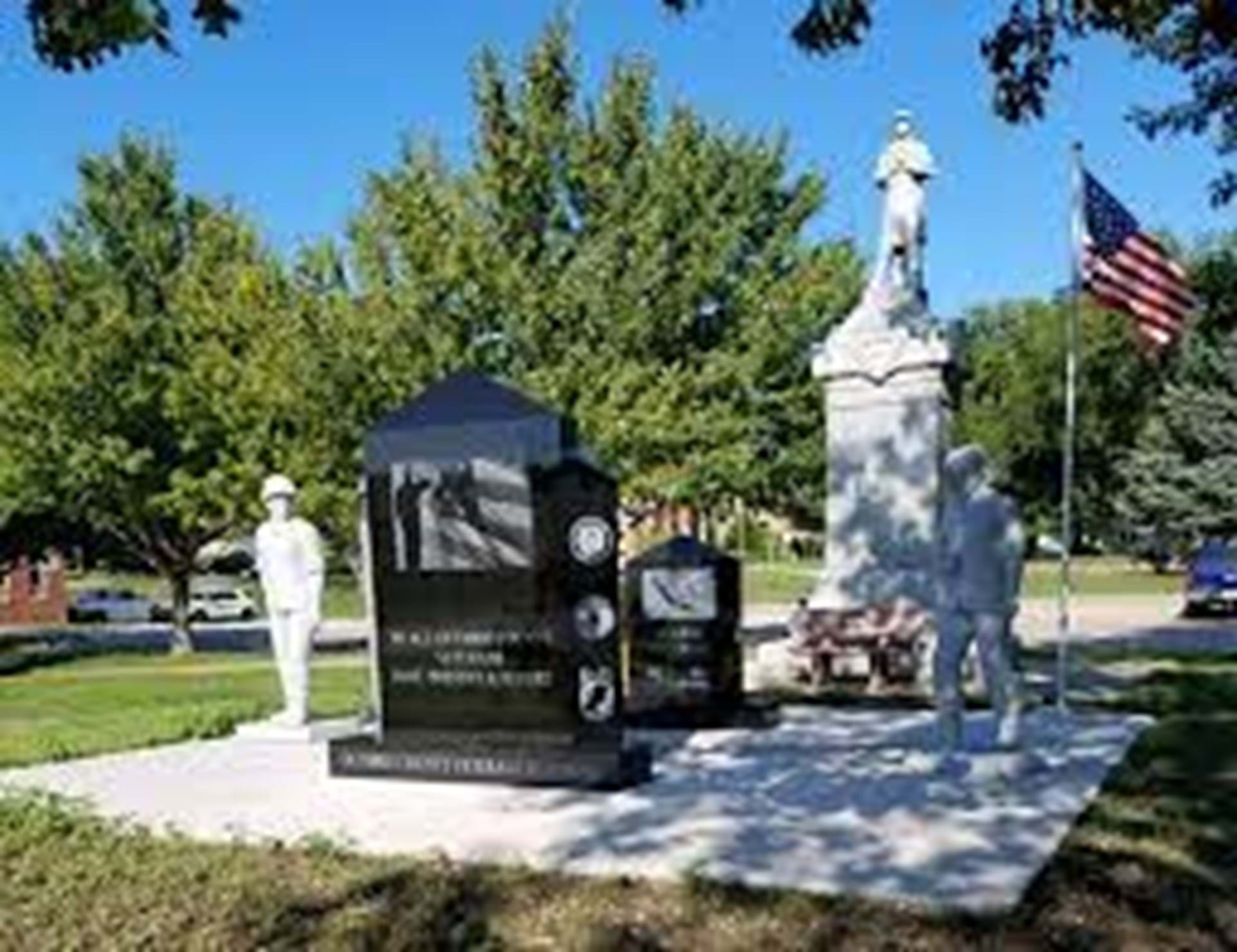 Guthrie County Veterans Wall and Civil War Monument