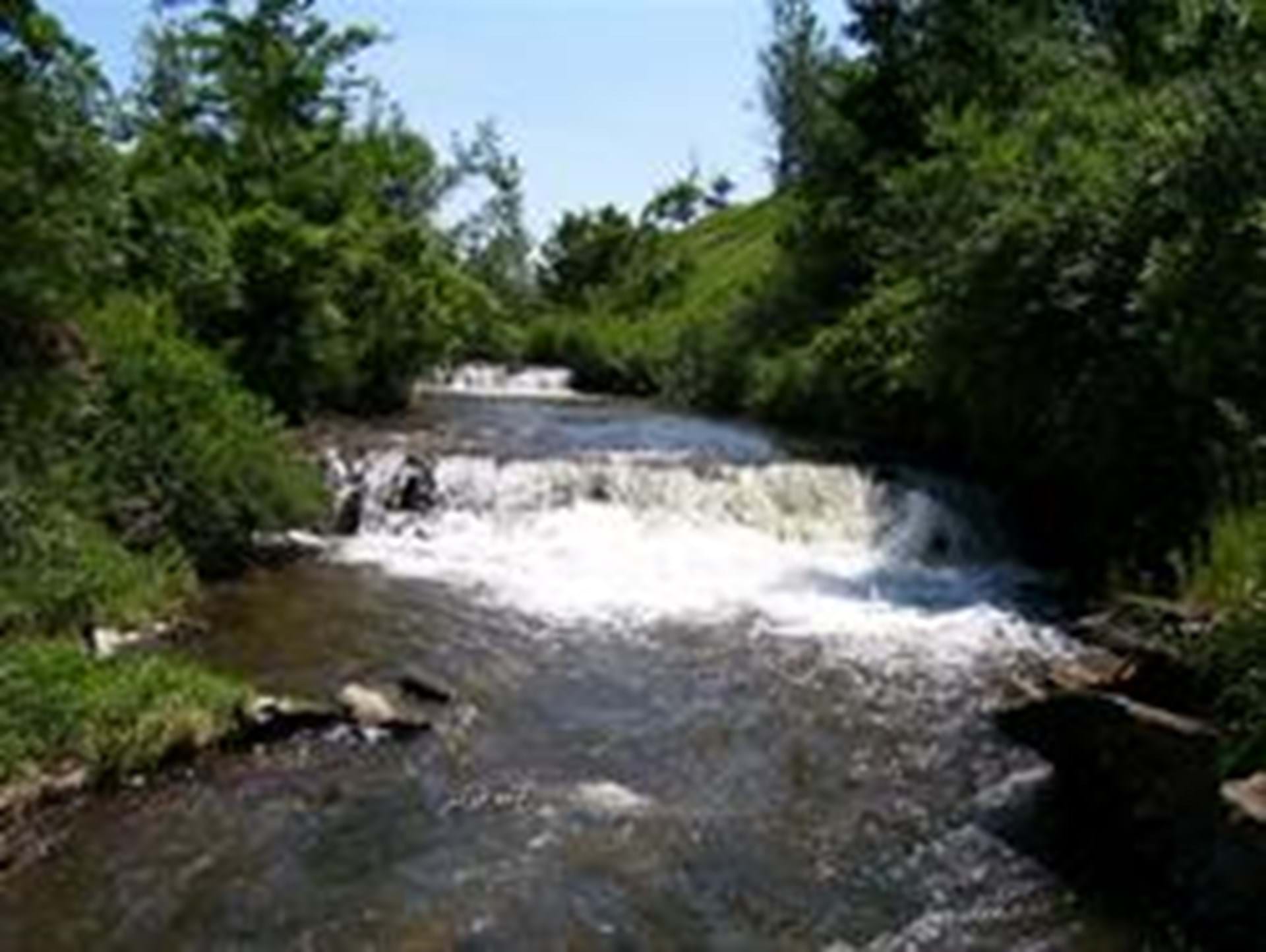 The waterfalls are strongest in Spring and early Summer.