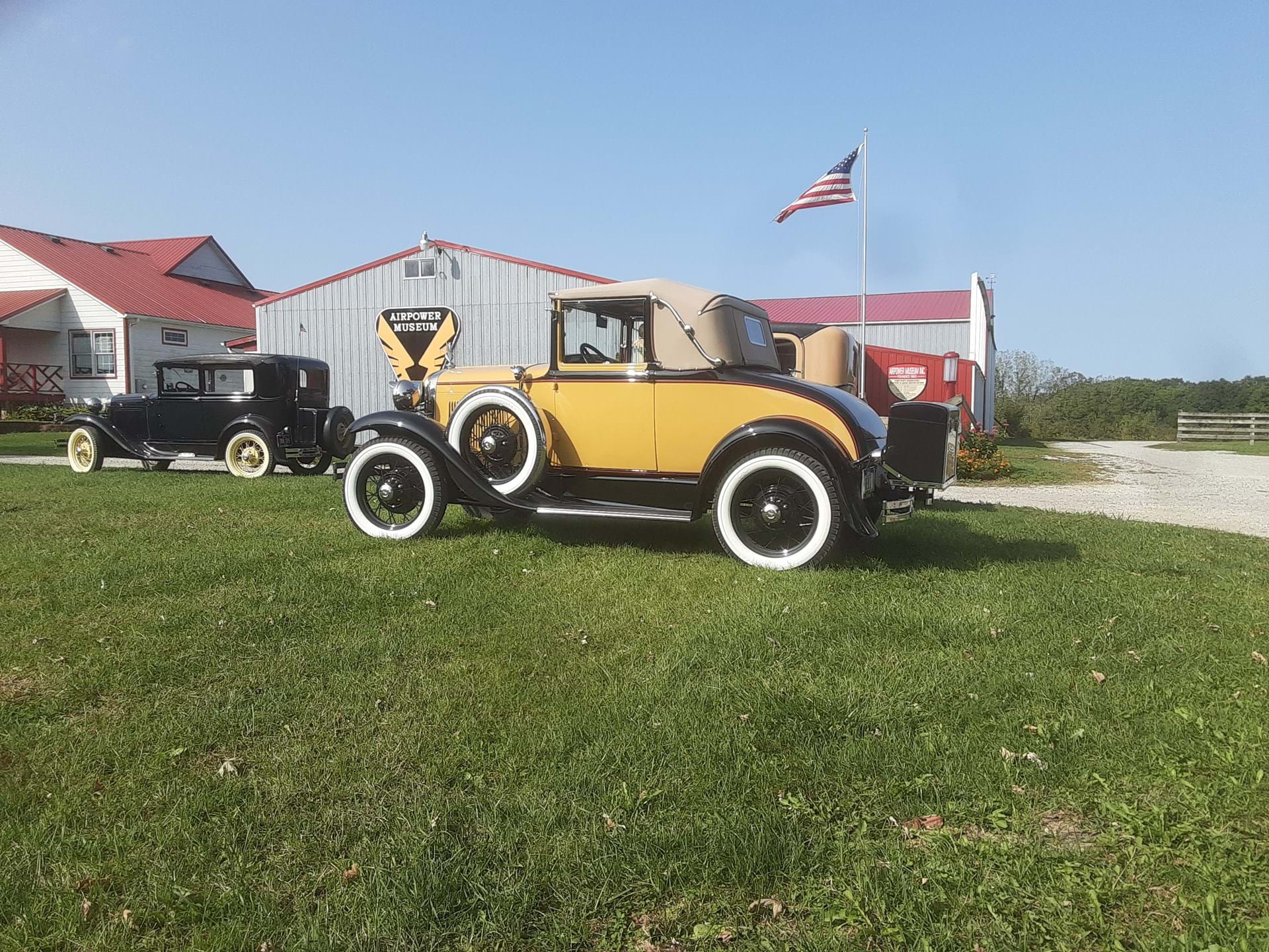 Airpower Museum during classic car tour