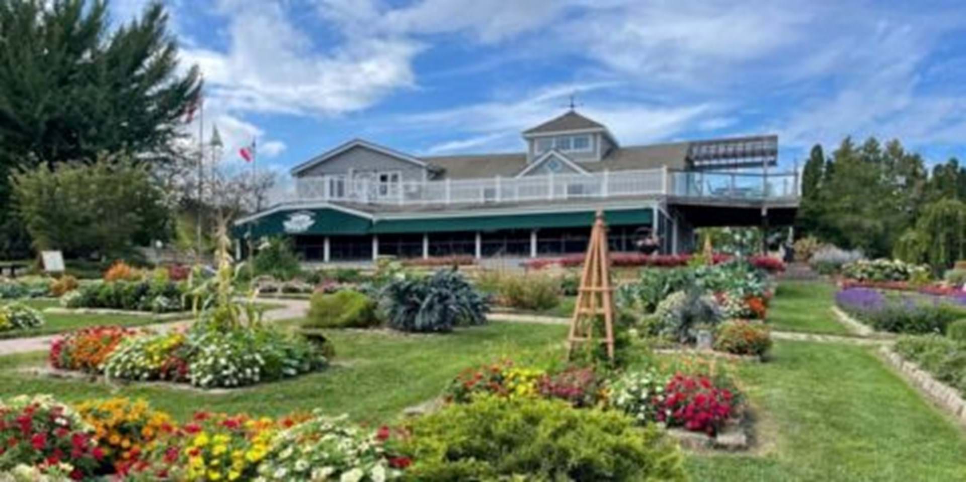 Visitor Center & Annual Garden 