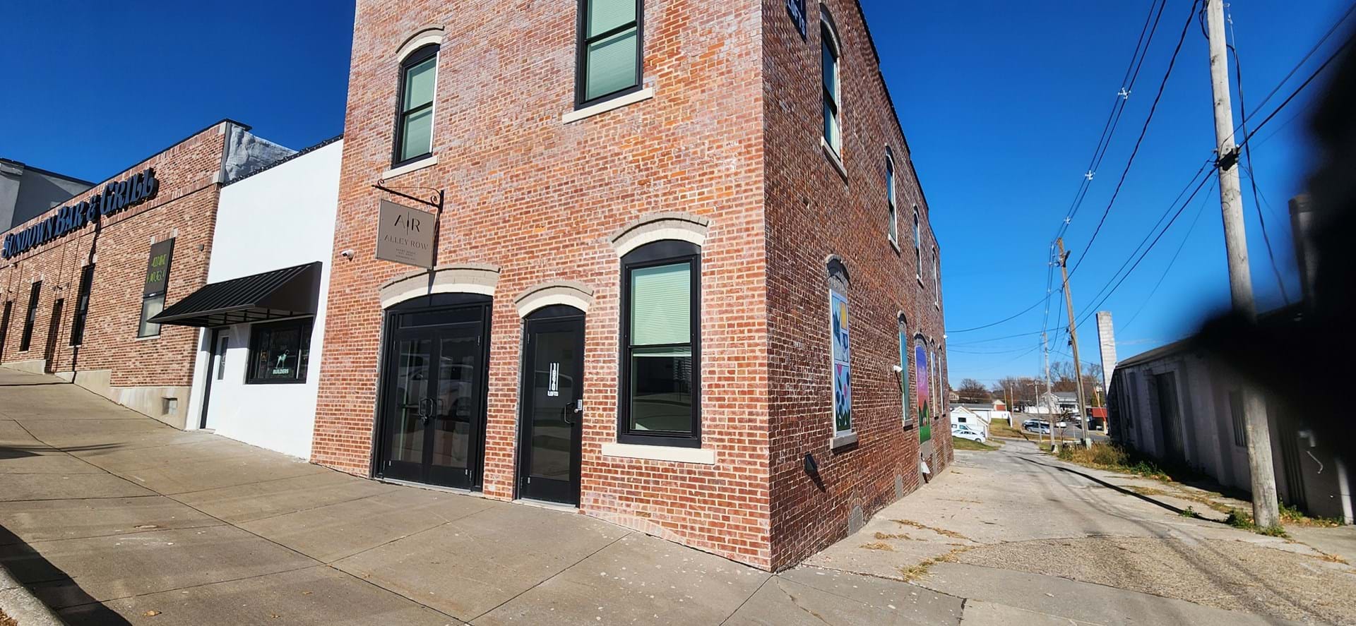 Easy Ground-Floor Entry!