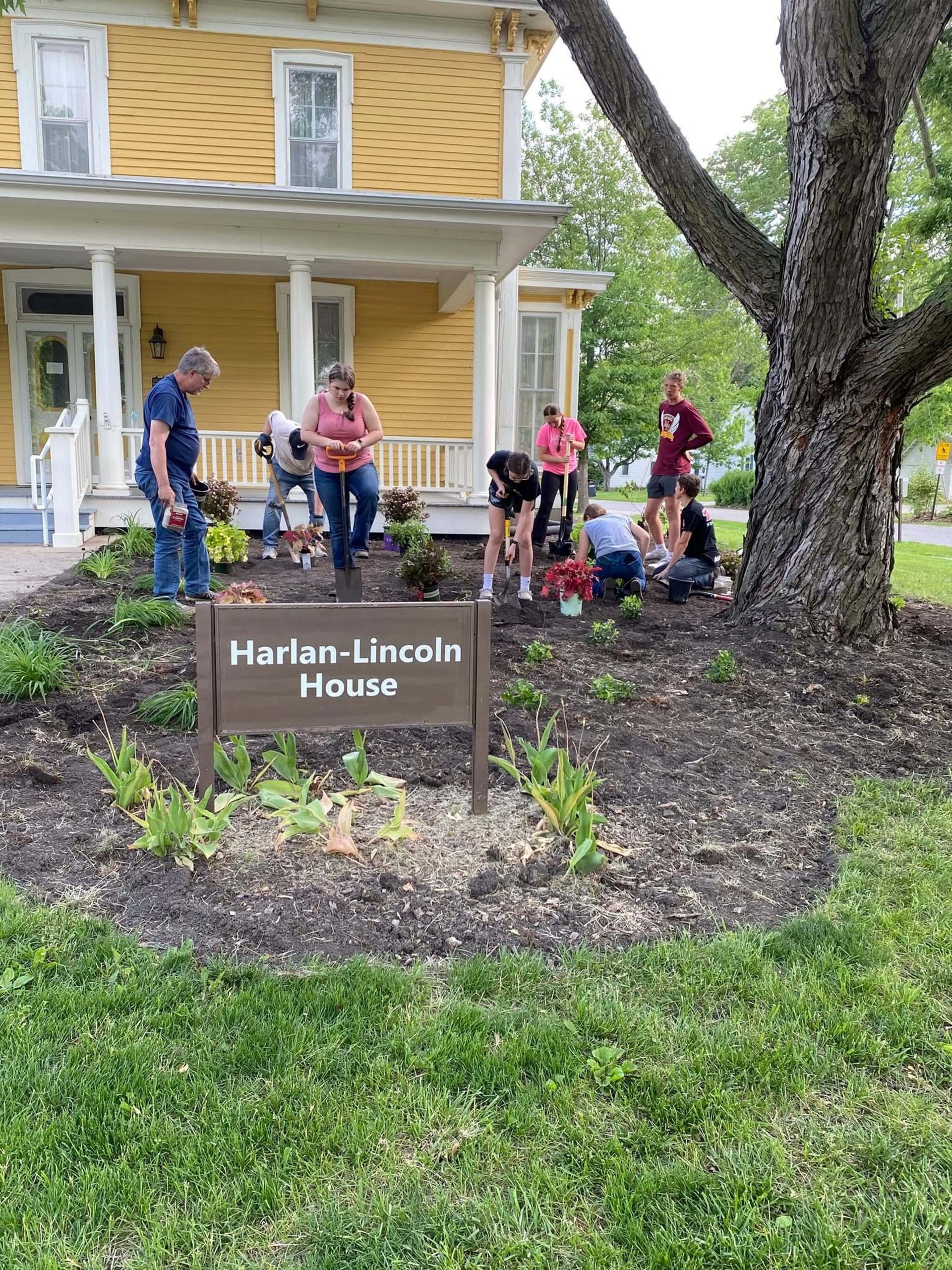 landscaping with FFA help