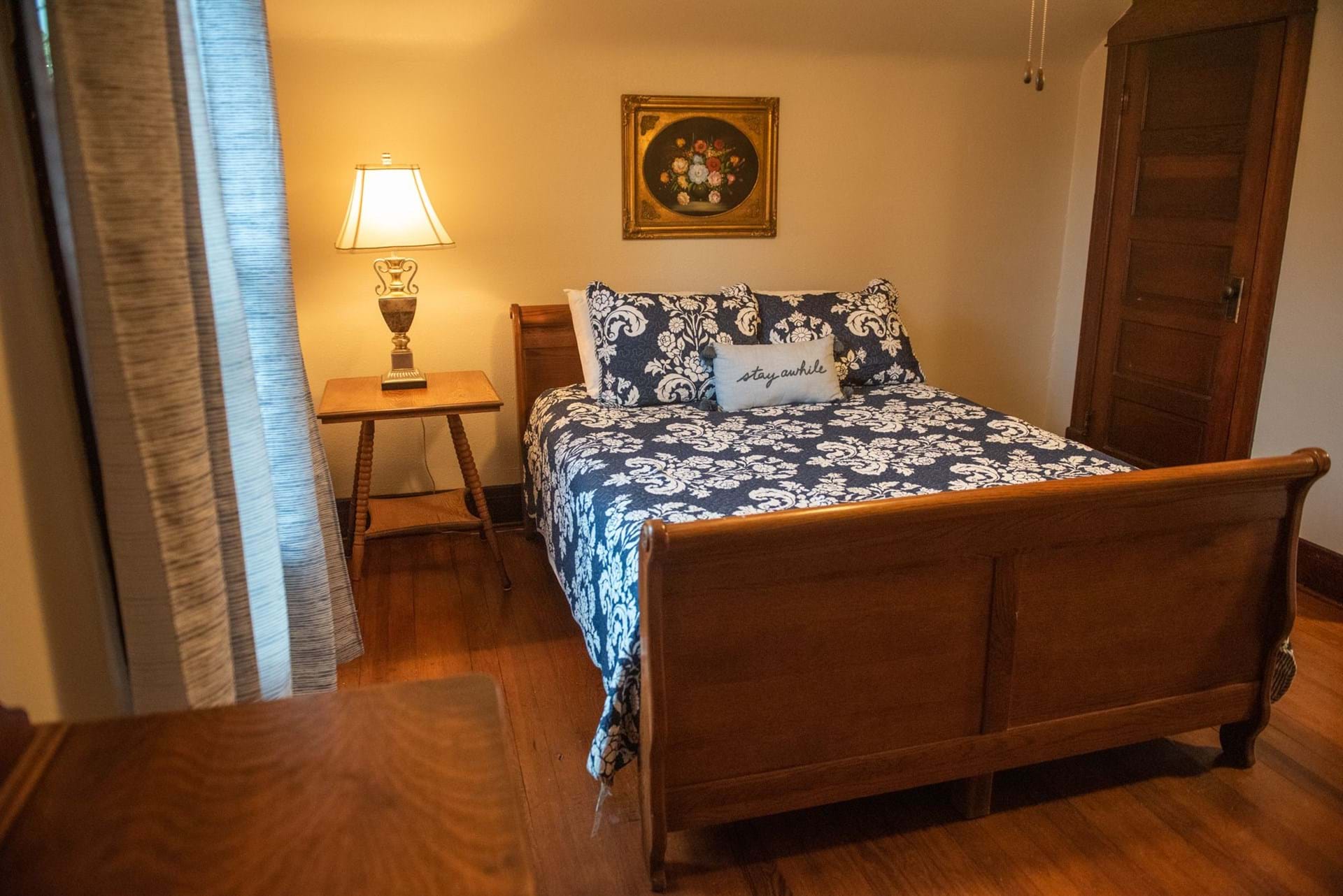 Queen bedroom upstairs