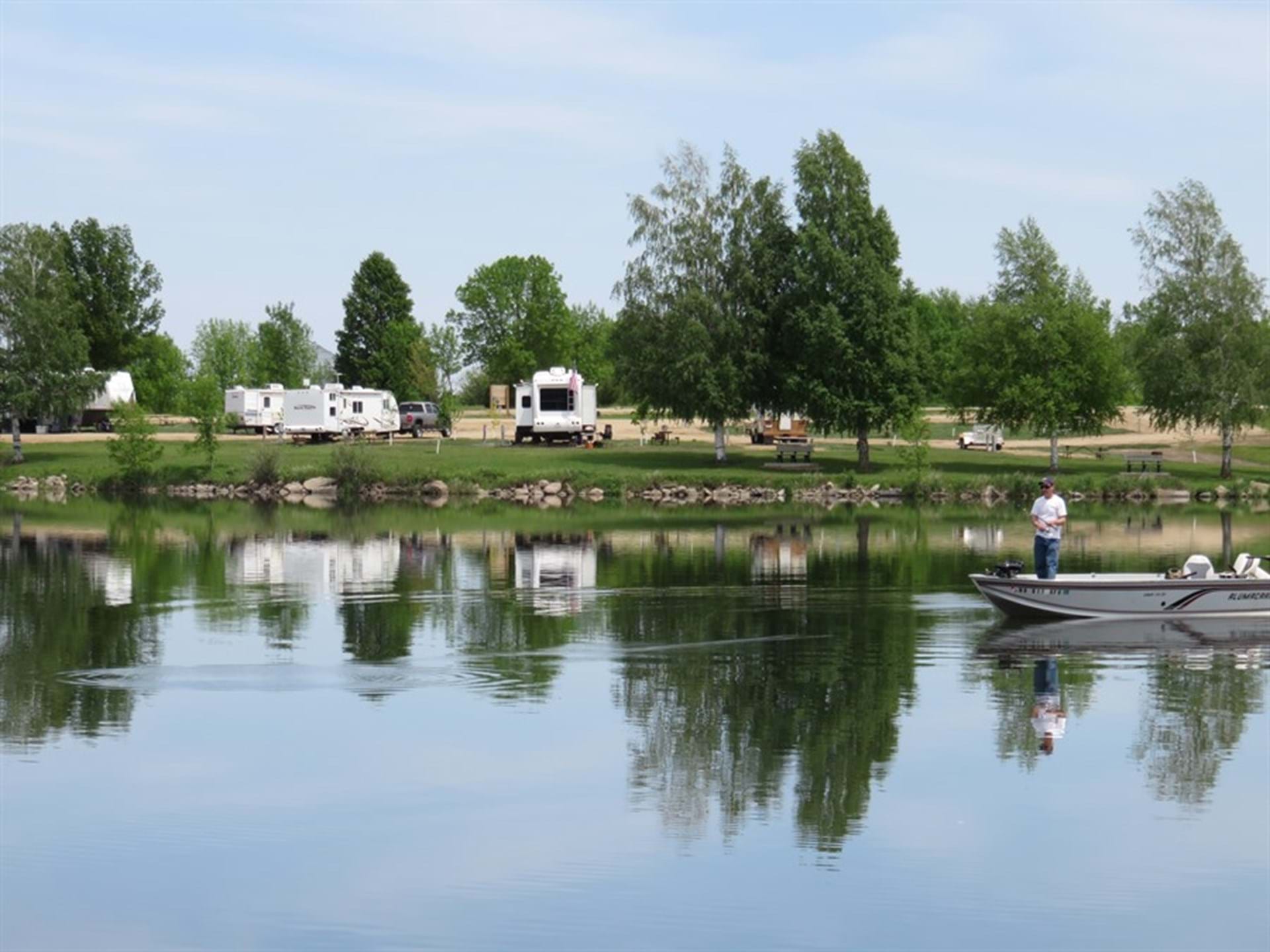 Full Hook Up Sites & Smith Lake