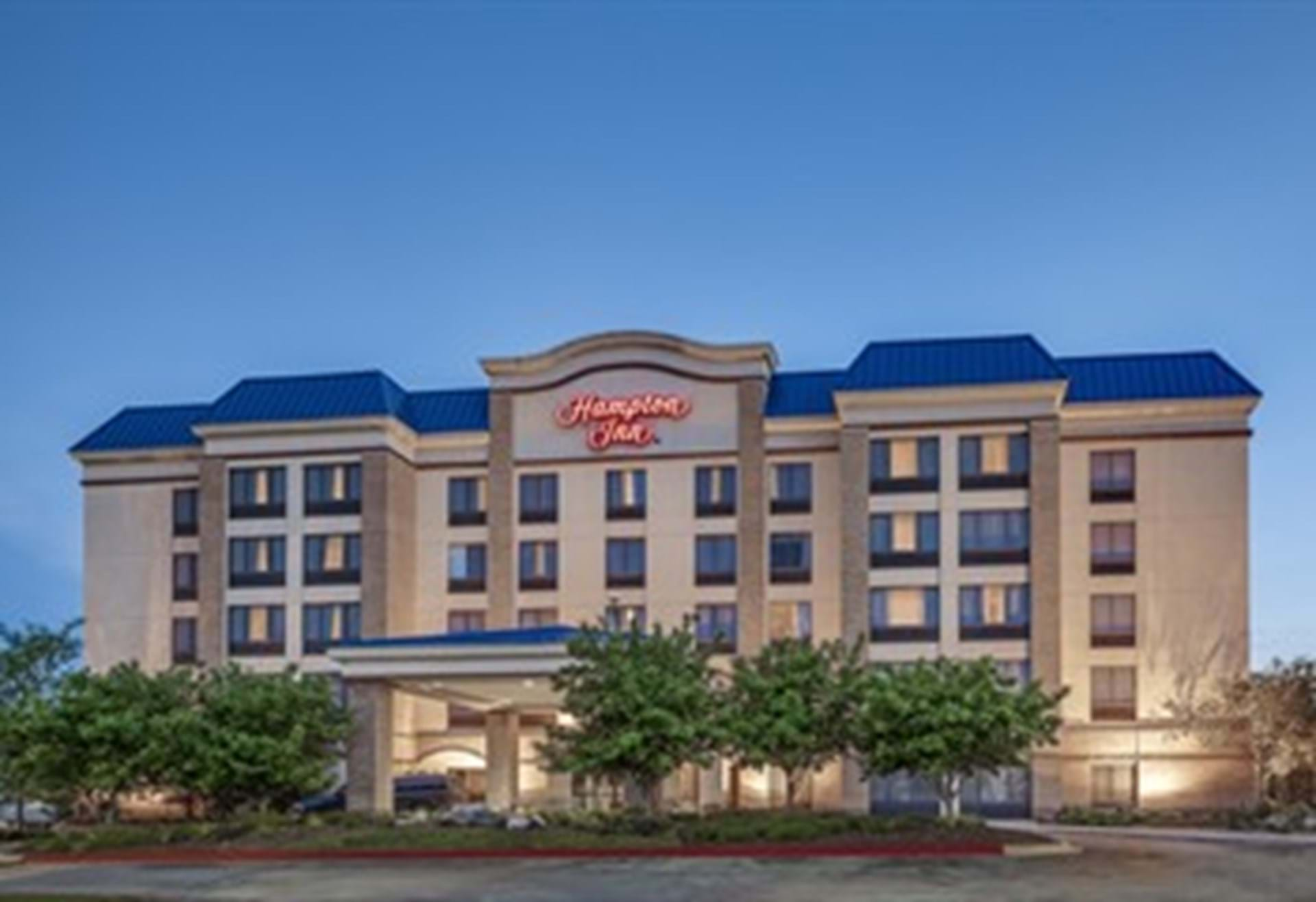 Hampton Inn at Ameristar Council Bluffs IA Exterior