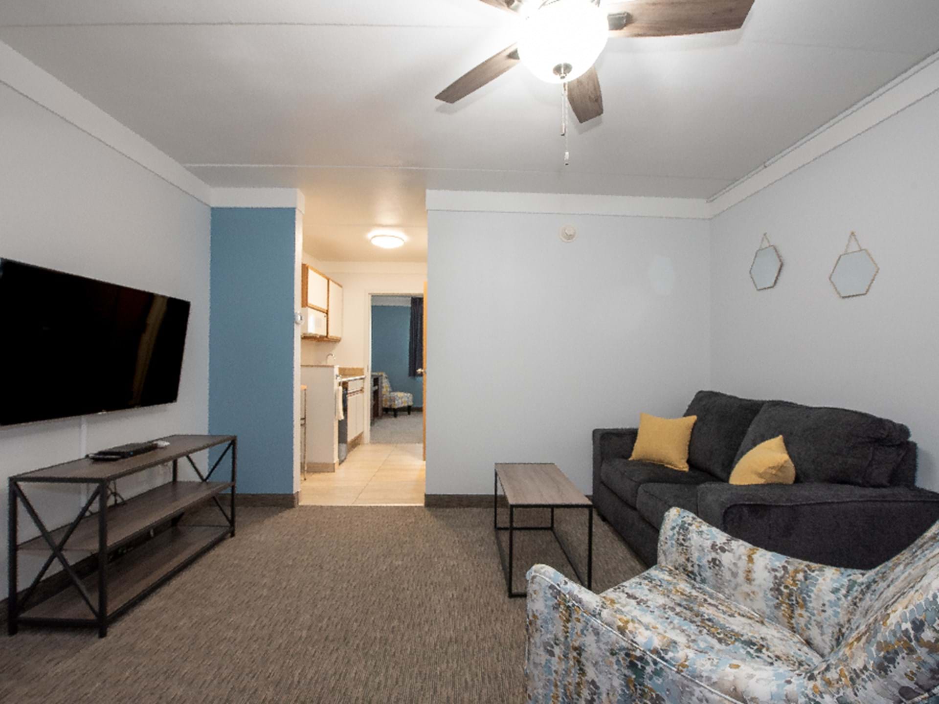 King Kitchenette Suite
