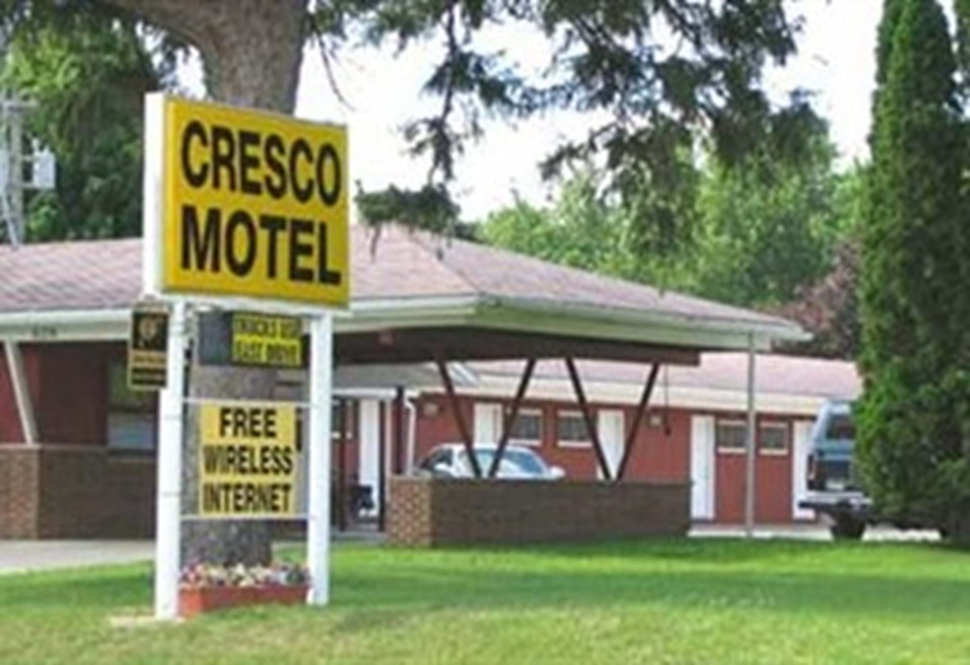 Cresco Motel on Hwy 9