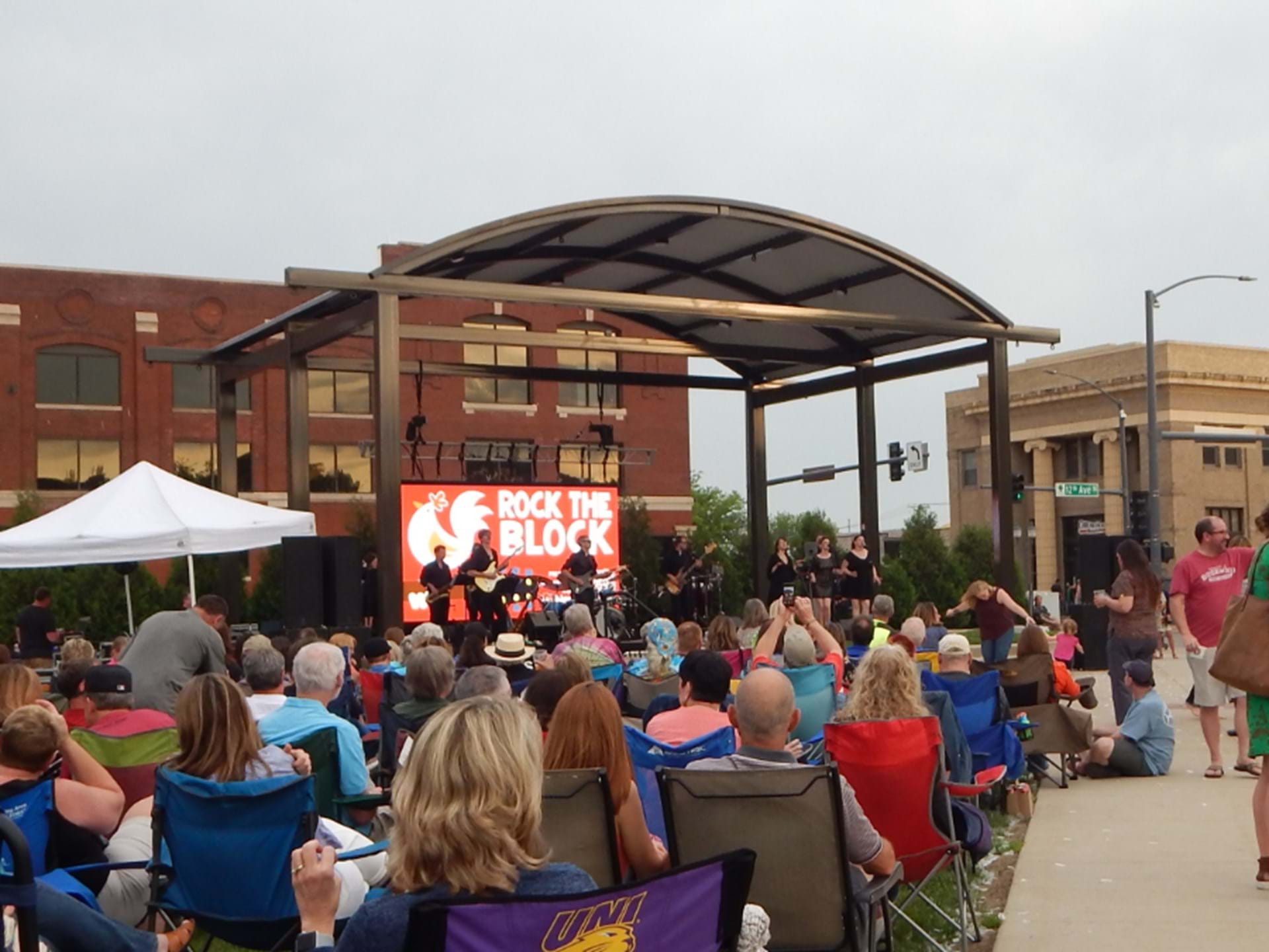 Find FREE live music every Friday in the summer with our Rock the Block program. 