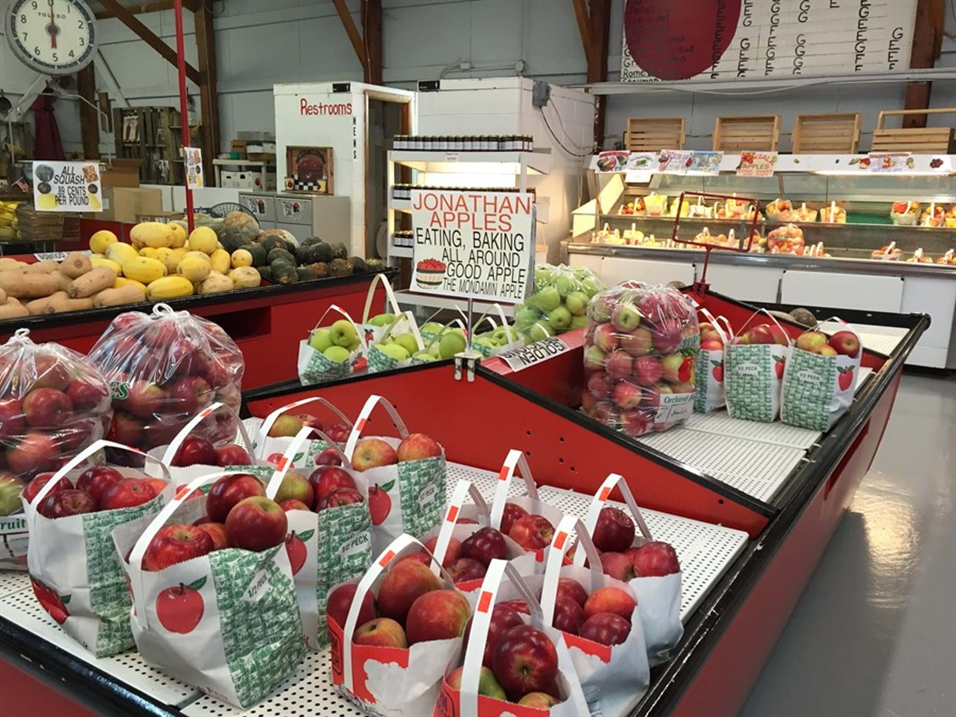Small's Fruit Farm 