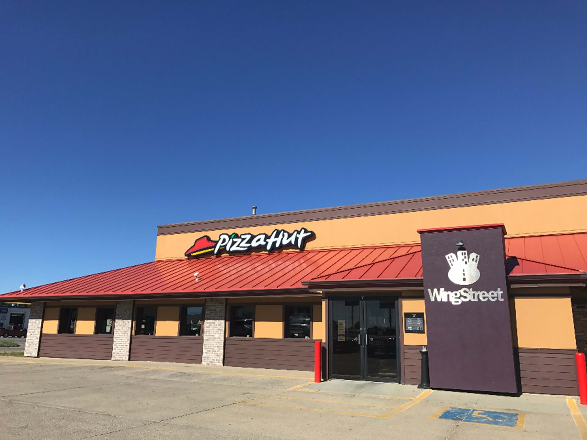 Pizza Hut Carroll, Iowa Travel Iowa