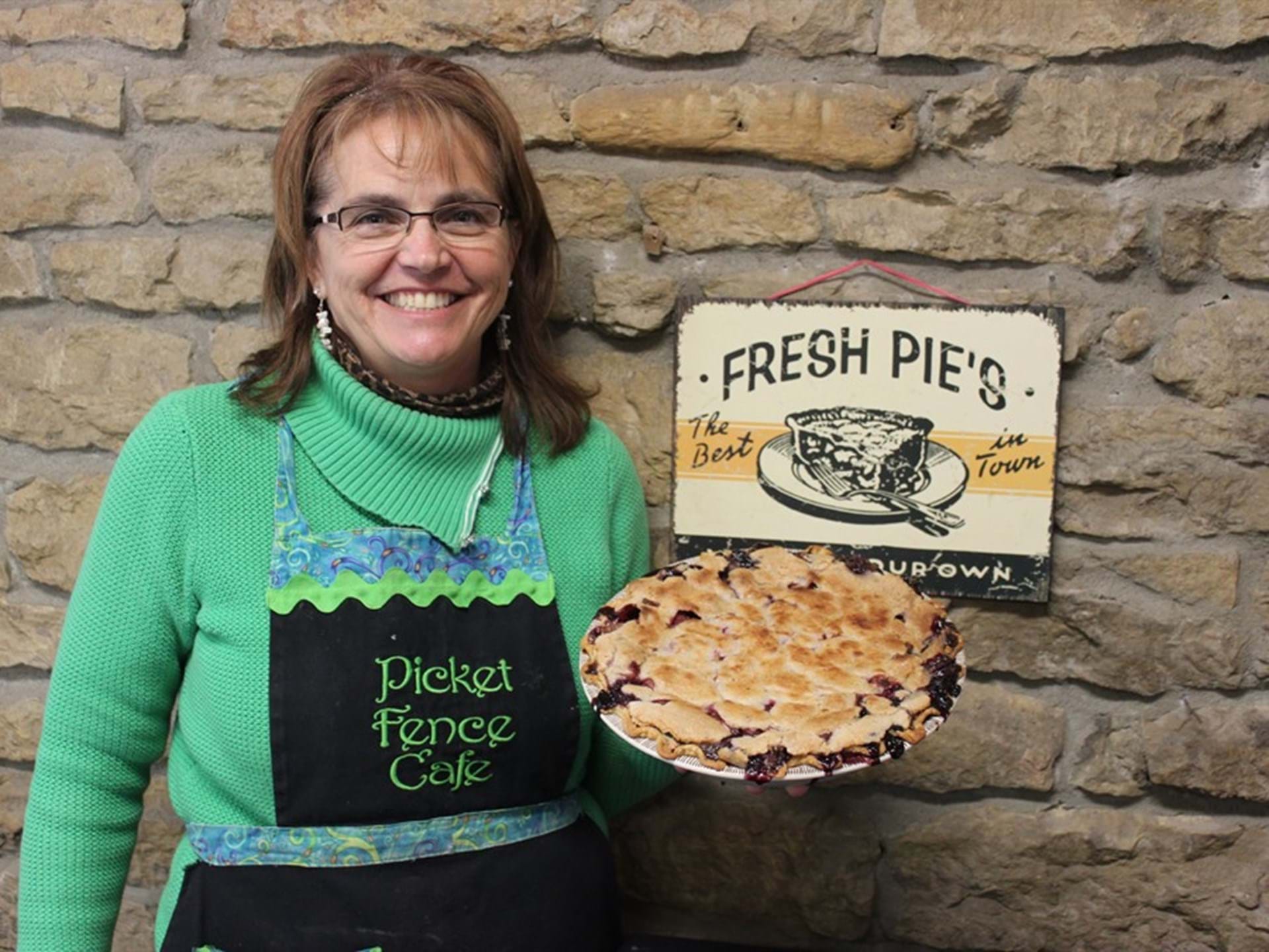 Picket Fence Cafe & Clayton Ridge Farm Market Guttenberg, Iowa