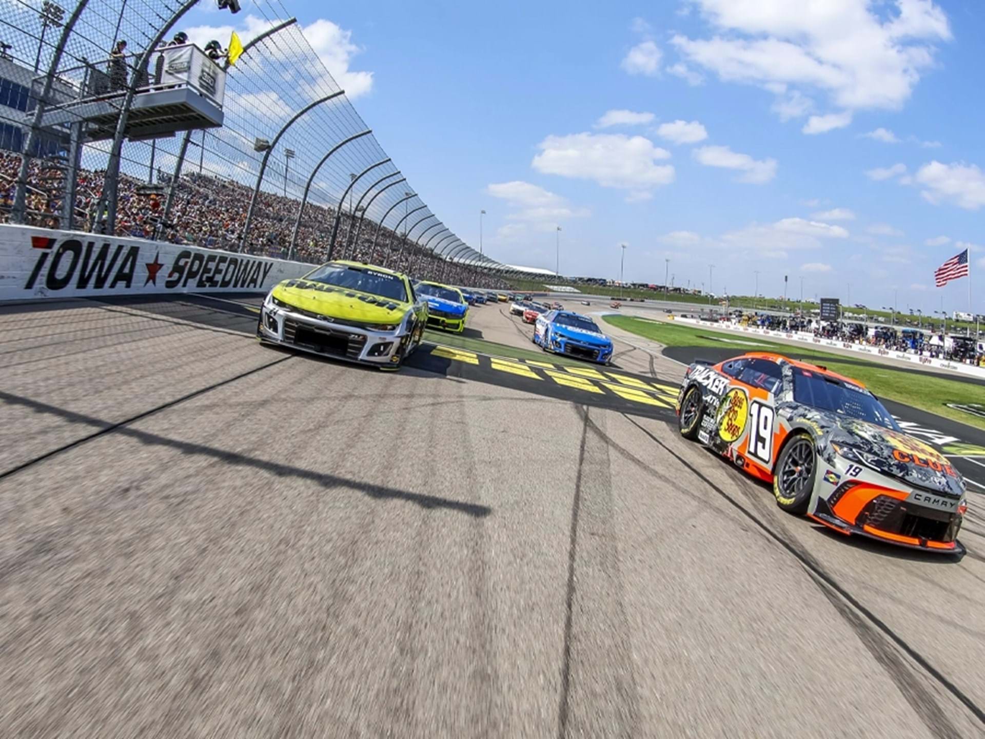 Our 2019 schedule includes three exciting race weekends: June 15-16 (Gander Outdoors Truck Series Iowa 200 and NASCAR Xfinity Series Iowa 250), July 19-20 (ARCA Racing Series Iowa 150 and Verizon IndyCar Series Iowa Corn 300) and July 26-27 (NASCAR K&N Pro Series Casey’s General Store 150 and NASCAR XFINITY Series U.S. Cellular 250). 