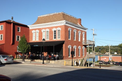Blue Iguana Le Claire Iowa Restaurants Travel